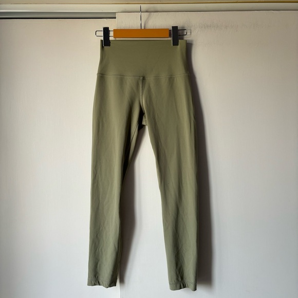 Lululemon 2021 Align Pant 23" in Rosemary Green - Picture 4 of 9
